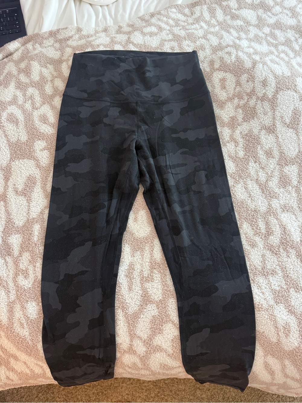 Women’s High-Waist Black Camo Leggings- Lululemon